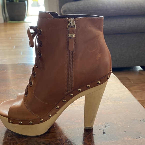Via Spiga peep-toe booties. Size 8. Dk tan - Picture 4 of 5